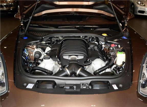Panamera 2014款 Panamera GTS 4.8L 其他细节类   发动机舱