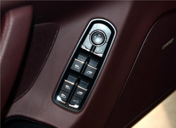 Panamera 2014款 Panamera GTS 4.8L 车厢座椅   门窗控制