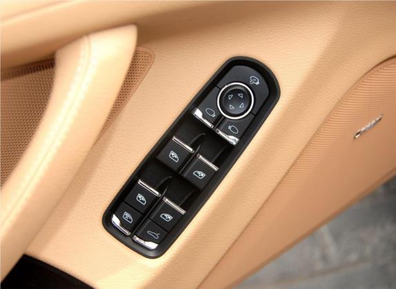 Panamera 2014款 Panamera 3.0T 车厢座椅   门窗控制