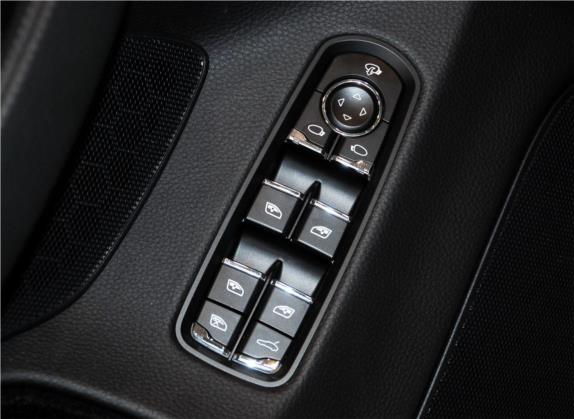 Panamera 2014款 Panamera S Executive 3.0T 车厢座椅   门窗控制