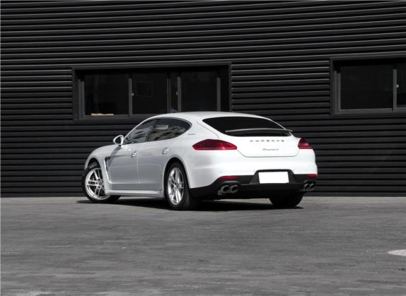Panamera 2014款 Panamera 4 Executive 3.0T 外观   斜后