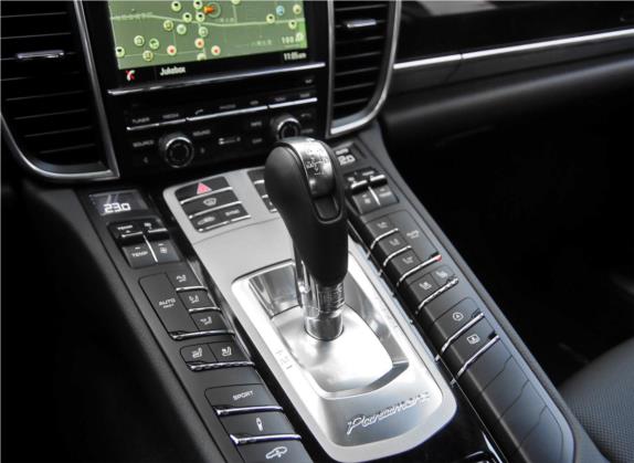 Panamera 2014款 Panamera 4 Executive 3.0T 中控类   挡把