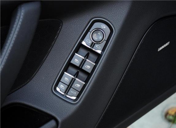 Panamera 2014款 Panamera 4 Executive 3.0T 车厢座椅   门窗控制