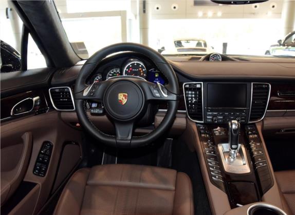 Panamera 2015款 Panamera Exclusive Series 4.8T 中控类   驾驶位