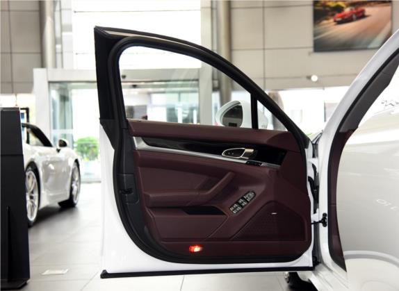 Panamera 2016款 Panamera Executive Edition 3.0T 车厢座椅   前门板