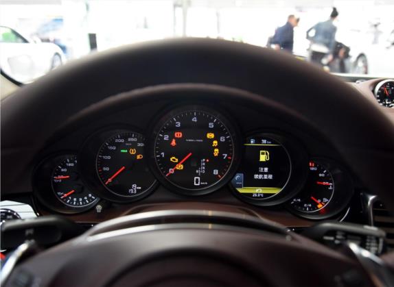 Panamera 2016款 Panamera Executive Edition 3.0T 中控类   仪表盘