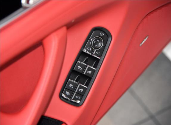 Panamera 2016款 Panamera 4 Executive Edition 3.0T 车厢座椅   门窗控制