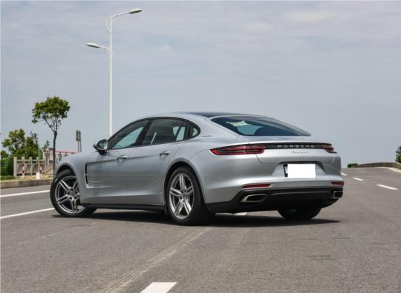 Panamera 2017款 Panamera 4 行政加长版 3.0T 外观   斜后