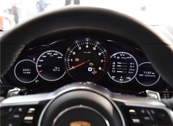 Panamera 2019款 Panamera 4 行政加长版 2.9T 中控类   仪表盘