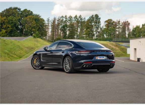 Panamera 2021款 Panamera Turbo S 行政加长版 4.0T 外观   斜后