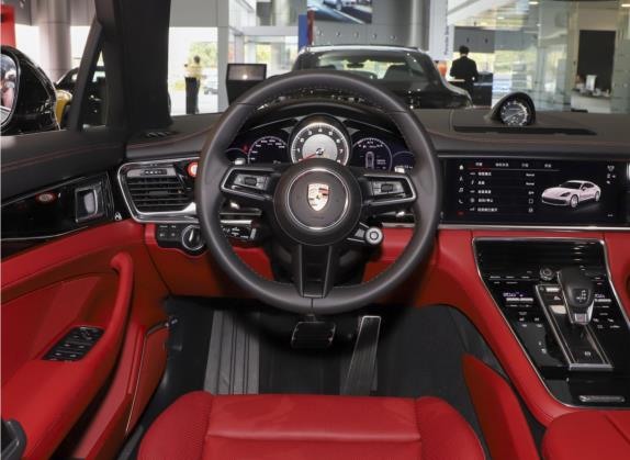 Panamera 2021款 Panamera 4S 2.9T 中控类   驾驶位
