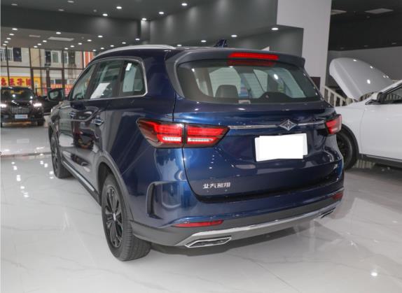 北汽瑞翔X5 2021款 1.5T 自动精英型 7座 外观   斜后
