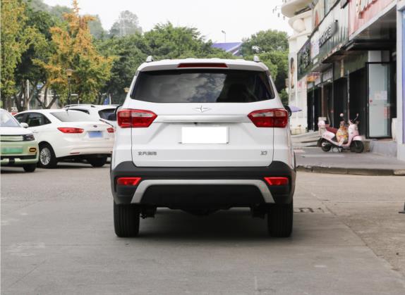 北汽瑞翔X3 2022款 1.5L 手动舒适型 7座 外观   正后