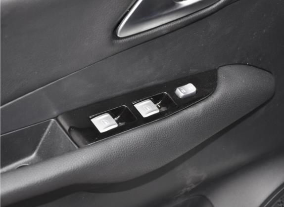 百智大熊 2022款 15kWh 酷熊 标准型 车厢座椅   门窗控制
