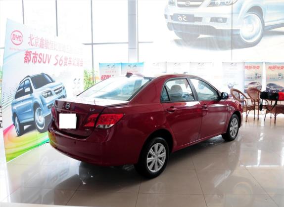 比亚迪L3 2011款 锋畅版 1.8L 自动尊贵型 外观   斜后