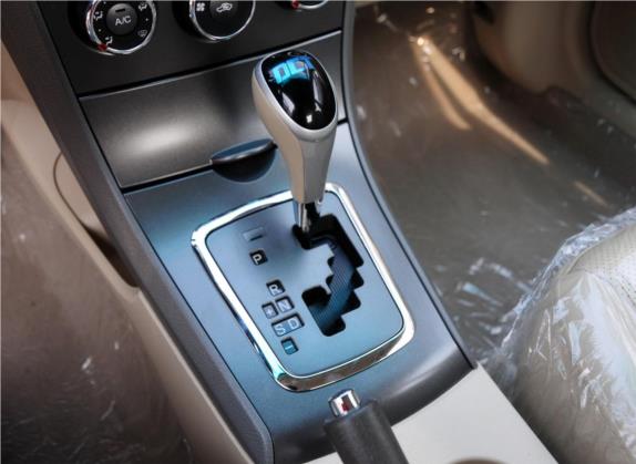 比亚迪L3 2013款 1.5L 自动舒适型 中控类   挡把