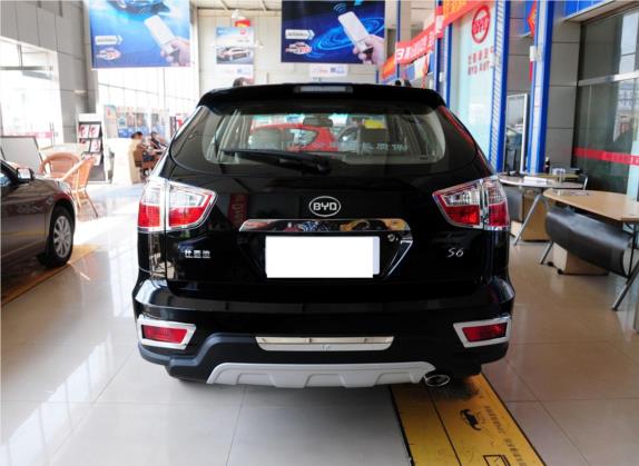 比亚迪S6 2013款 劲悦版 2.0L 手动精英型 5座 外观   正后