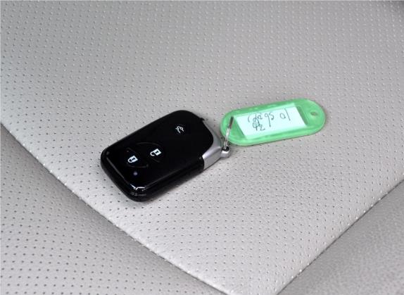 比亚迪S6 2013款 劲悦版 2.4L 手动豪华型 5座 其他细节类   钥匙