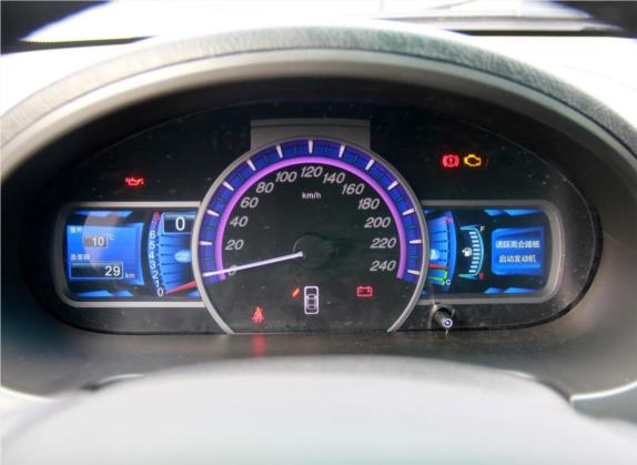 比亚迪S6 2013款 白金版 2.4L 手动尊贵型 中控类   仪表盘