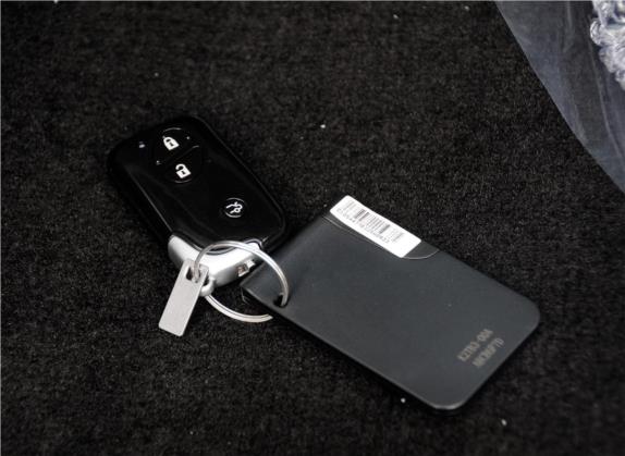 比亚迪S6 2014款 1.5TI 手动尊贵型 5座 其他细节类   钥匙