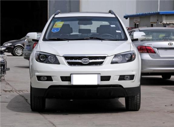 比亚迪S6 2014款 2.0L 手动尊贵型 5座 外观   正前