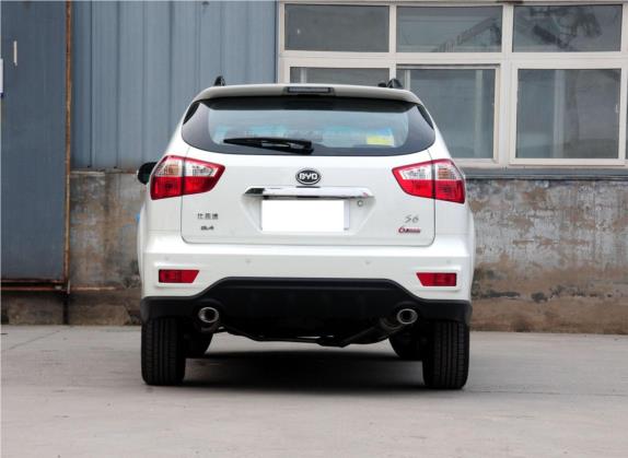 比亚迪S6 2014款 2.4L 自动尊贵型 5座 外观   正后