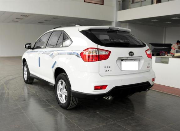 比亚迪S6 2014款 2.4L 自动尊贵型 7座 外观   斜后