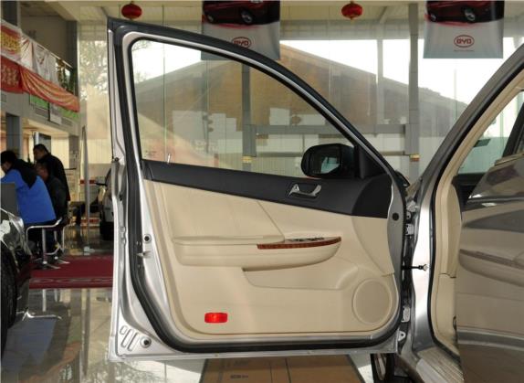 比亚迪G6 2012款 1.5TI 手动尊贵型 车厢座椅   前门板