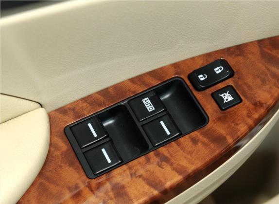 比亚迪G6 2012款 1.5TI 手动尊贵型 车厢座椅   门窗控制