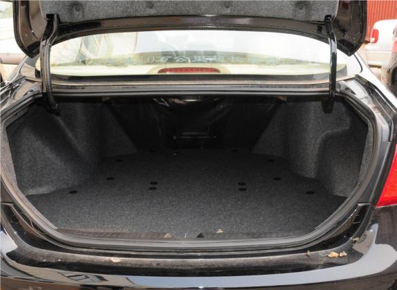 比亚迪G6 2013款 1.5TI 手动尊贵型 车厢座椅   后备厢