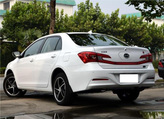 秦新能源 2014款 1.5T 酷黑骑士旗舰型 外观   斜后