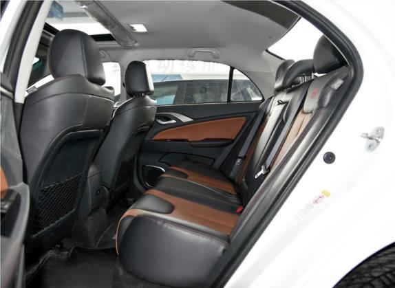 秦新能源 2016款 秦EV300 旗舰型 车厢座椅   后排空间