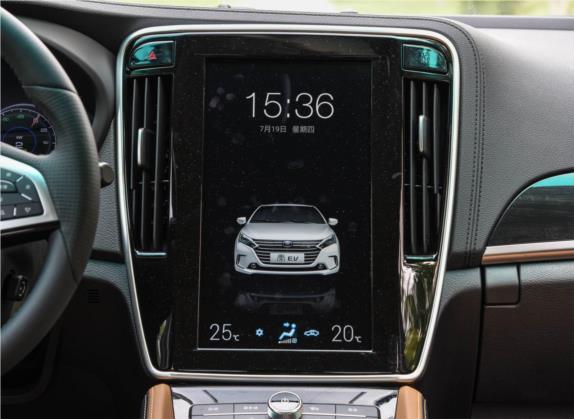 秦新能源 2018款 秦EV450 智联尊尚型 中控类   中控台