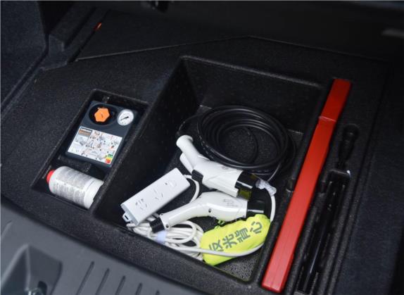 秦新能源 2018款 秦EV450 智联尊尚型 其他细节类   备胎