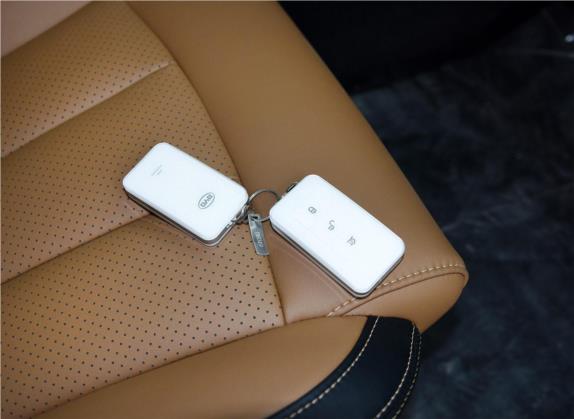 秦新能源 2018款 秦EV450 智联锋尚型 其他细节类   钥匙