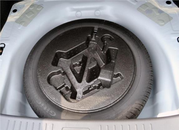 速锐 2014款 1.5L 手动舒适型 其他细节类   备胎
