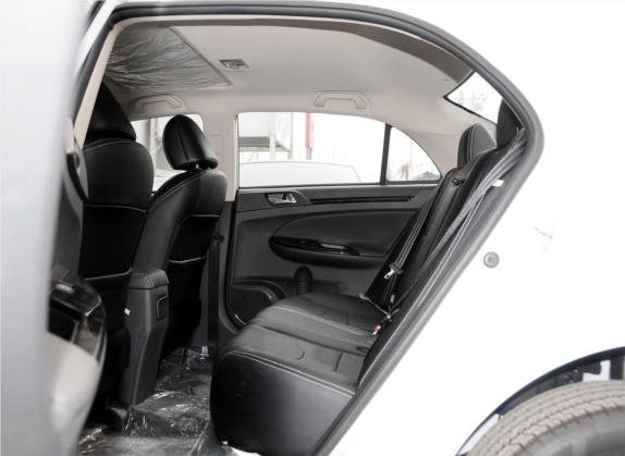 速锐 2014款 1.5TID 自动豪华型 车厢座椅   后排空间