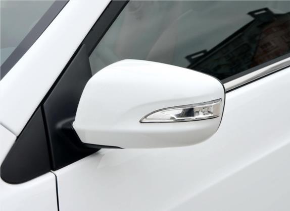 速锐 2015款 1.5L 手动豪华型 外观细节类   外后视镜