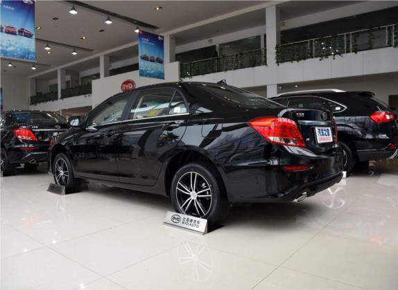 速锐 2015款 1.5L 自动豪华型 外观   斜后