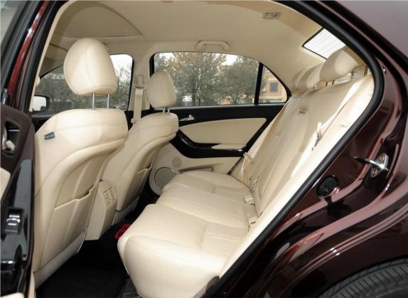 思锐 2013款 1.5TID 自动尊贵型 车厢座椅   后排空间