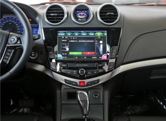 比亚迪S7 2015款 2.0T 自动尊贵型 中控类   中控台