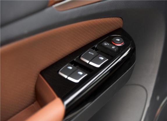 比亚迪S7 2016款 2.0T 自动旗舰型Plus 车厢座椅   门窗控制