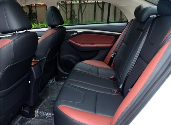 比亚迪G5 2014款 1.5TID 自动旗舰型 车厢座椅   后排空间