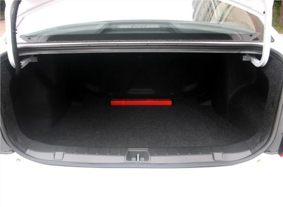 比亚迪G5 2014款 1.5TID 自动豪华型 车厢座椅   后备厢