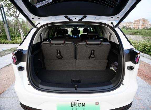 唐新能源 2020款 DM 2.0T 双擎四驱尊贵型 7座 国VI 车厢座椅   后备厢