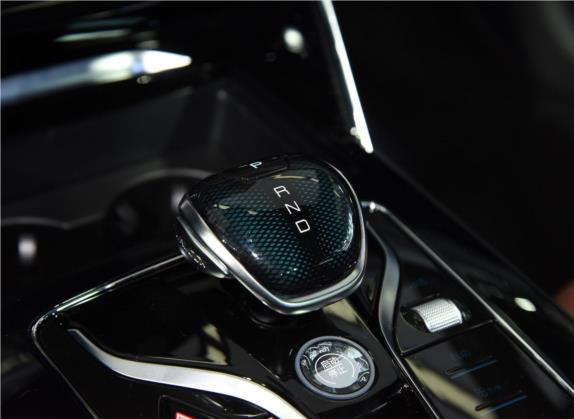 唐新能源 2021款 EV 长续航版尊荣型 中控类   挡把