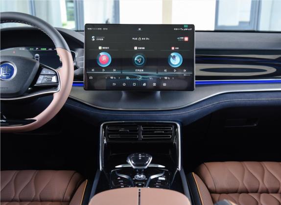 唐新能源 2021款 EV 四驱高性能版创世旗舰型 中控类   中控台