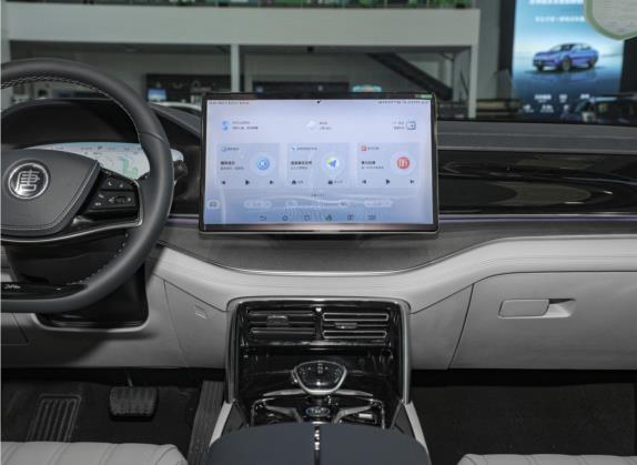 唐新能源 2022款 EV 730KM 尊享型 中控类   中控台