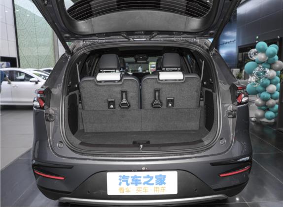 唐新能源 2022款 EV 730KM 尊享型 车厢座椅   后备厢