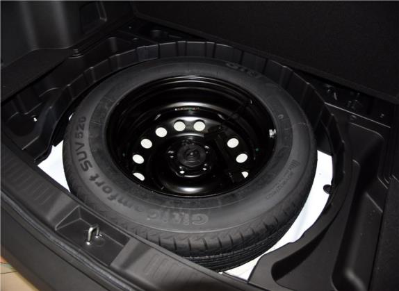 宋 2016款 2.0TID 自动豪华型 其他细节类   备胎